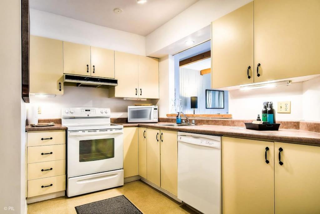 Amazing Lakemountain View 5Min To Tremblant484 Mont-Tremblant Exterior photo